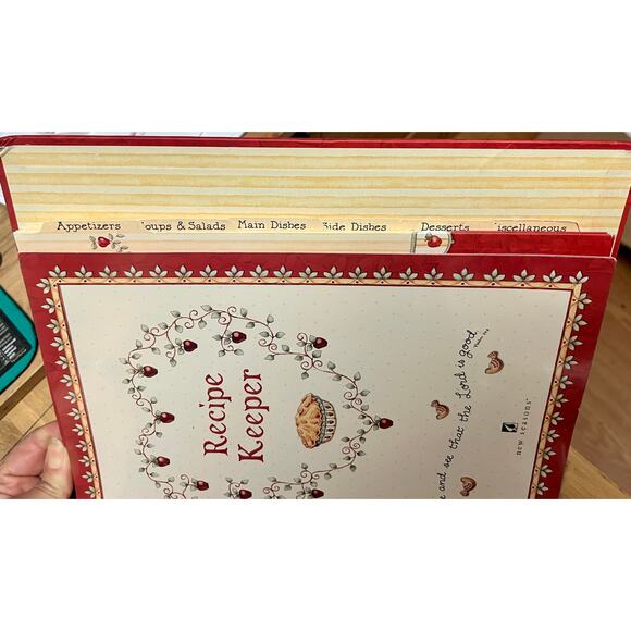 Deluxe Recipe Binder "An Apple A Day" by Karla Dornacher Full Size Hardcover - Picture 4 of 5